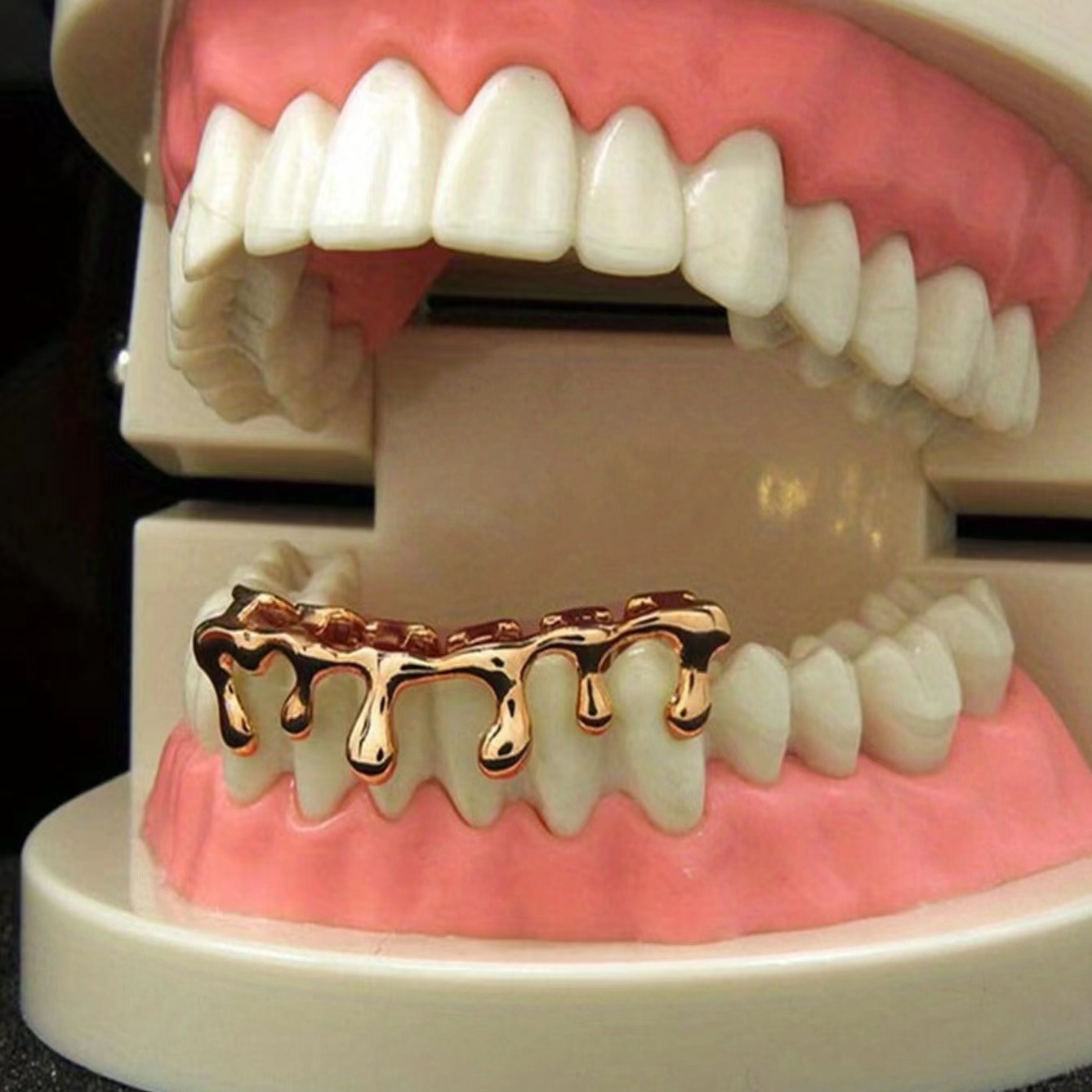 Body Jewelry Europe - Adornos dentales chapados en oro de